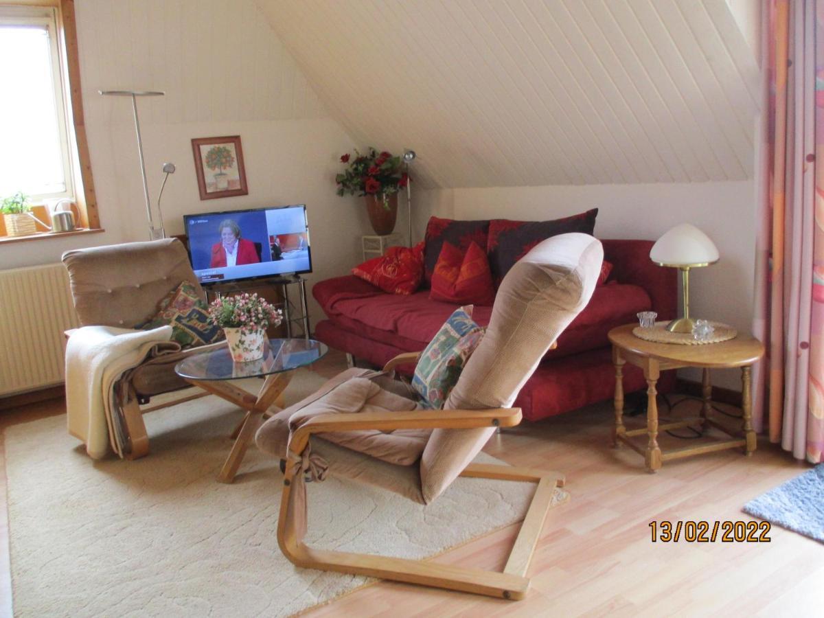 Haus Mit Lilie Und Rose Apartman Westerdeichstrich Kültér fotó