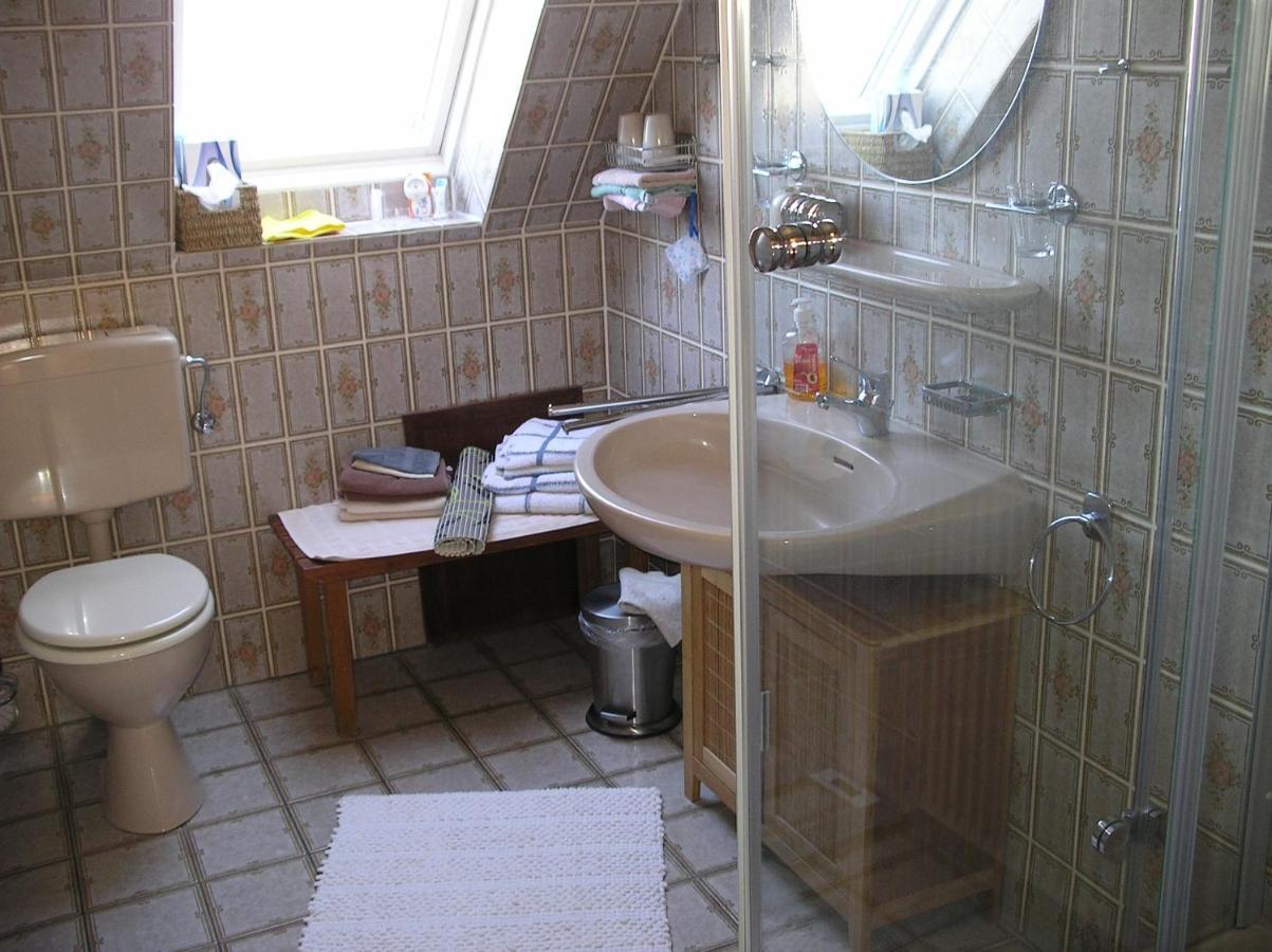Haus Mit Lilie Und Rose Apartman Westerdeichstrich Kültér fotó